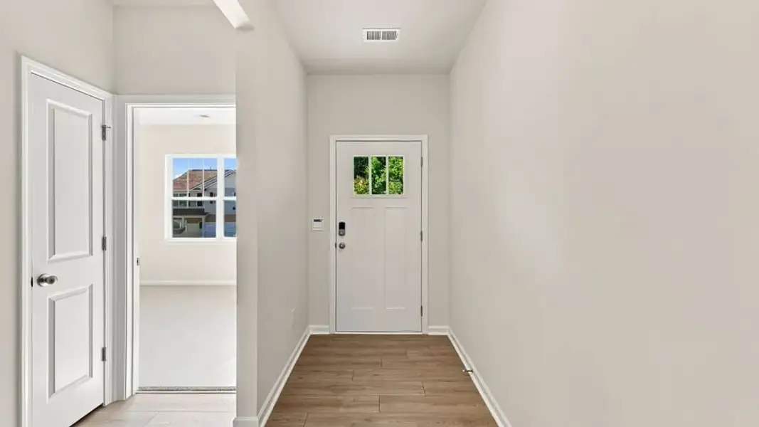Spacious, unfurnished interior of a new home in Spring Ridge, Anderson (Image 14). Spacious, unfurnished interior of a new home in Spring Ridge, Anderson (Image 14).