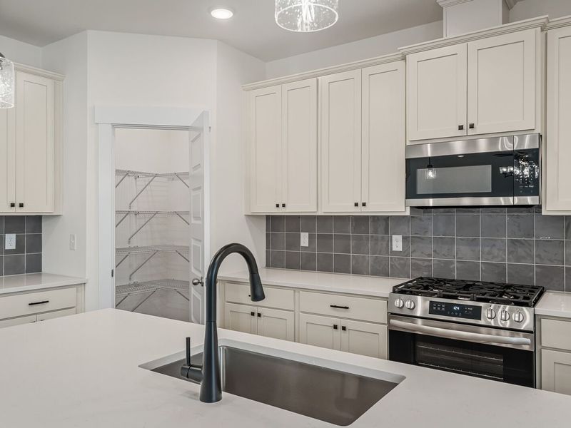 Furnished interior view inside a new home in Woods Crossing, Gallatin (Image 12).