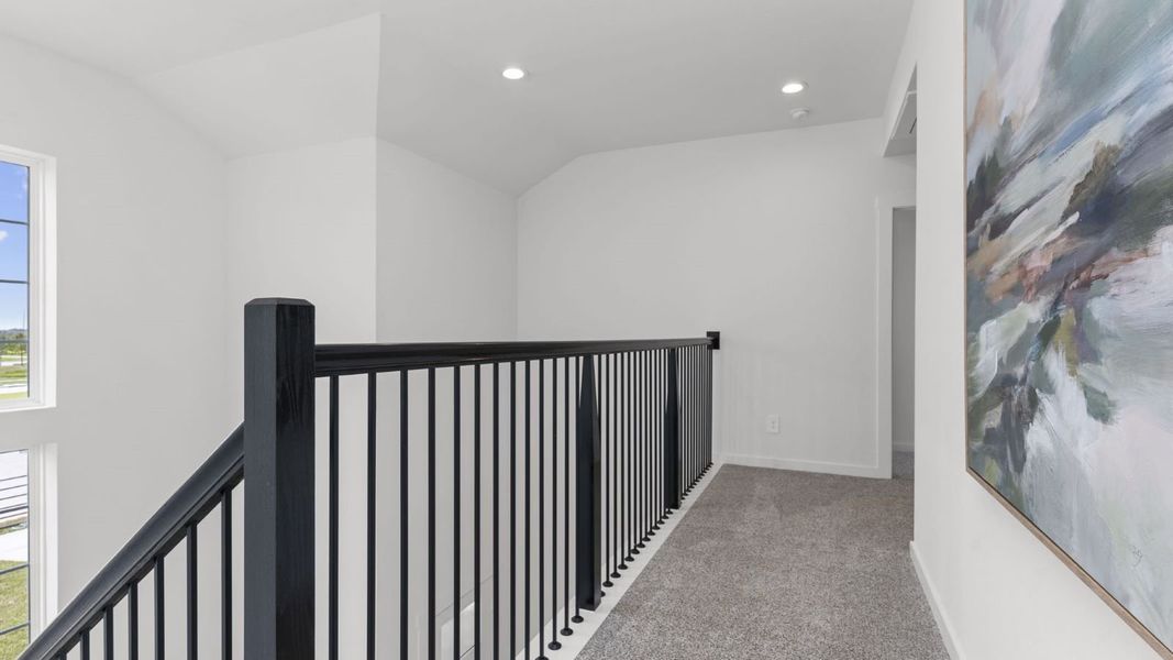 Spacious, unfurnished interior of a new home in Tamarron, Fulshear (Image 19).