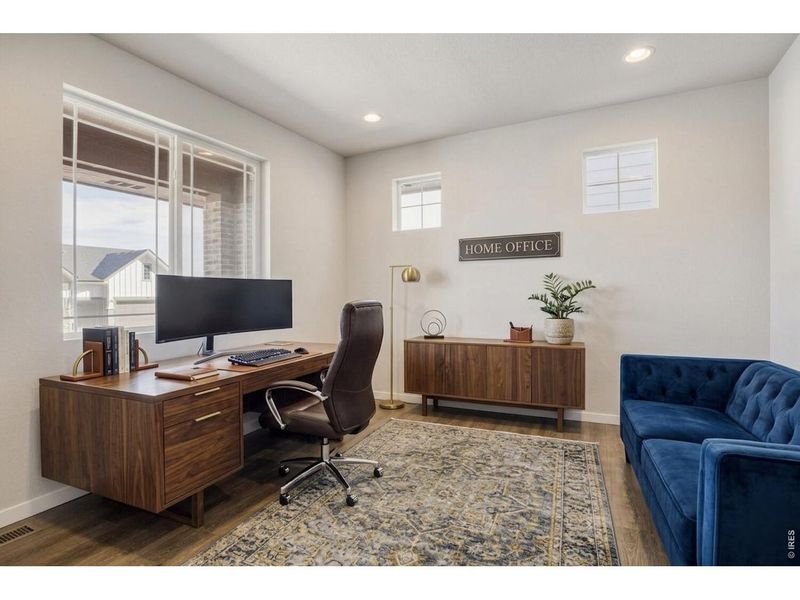 Furnished interior view inside a new home in Farmstead, Berthoud (Image 11).