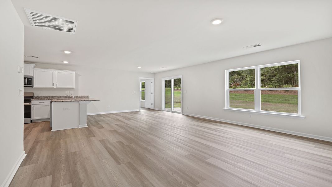 Spacious, unfurnished interior of a new home in Bentley Park, Greenwood (Image 14). Spacious, unfurnished interior of a new home in Bentley Park, Greenwood (Image 14).