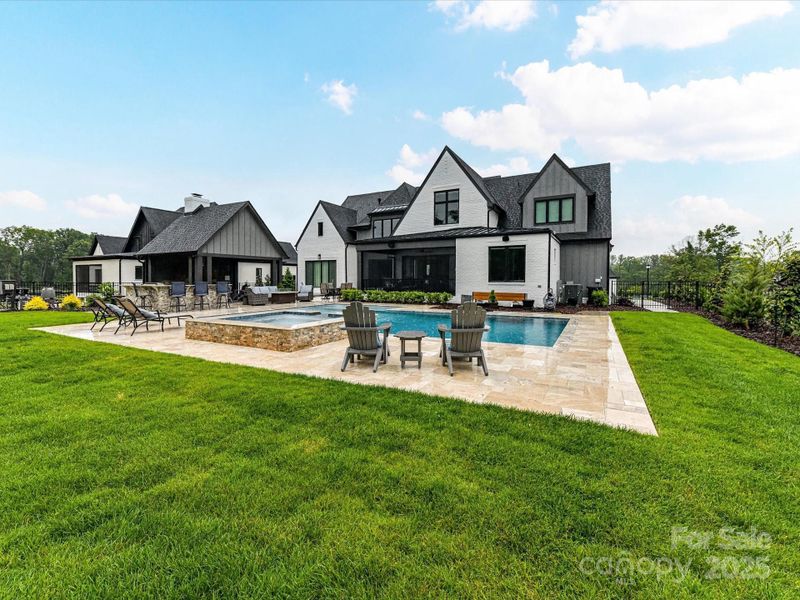 Community amenities in , Weddington (Image 40). Community amenities in , Weddington (Image 40).