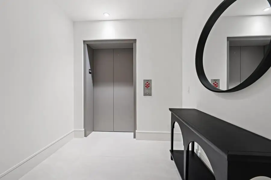 Foyer Foyer
