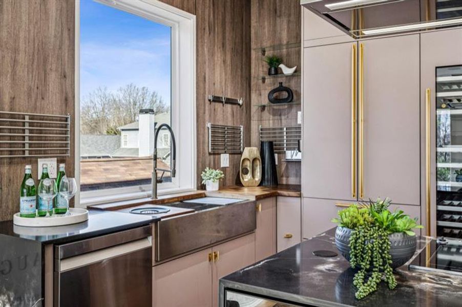 Furnished interior view inside a new home in , Atlanta (Image 17).