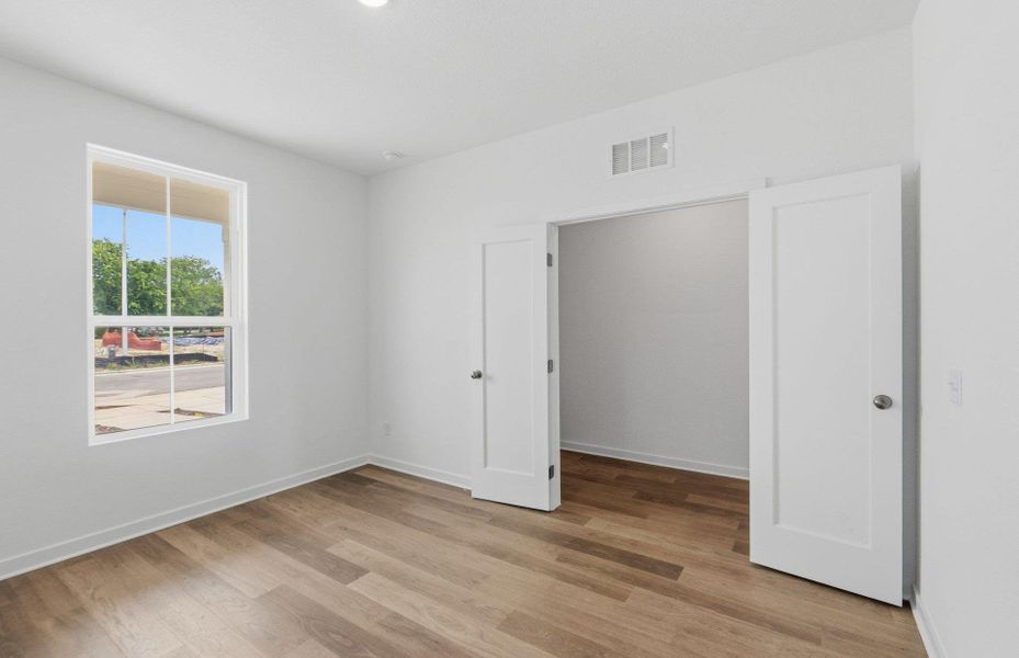 Spacious, unfurnished interior of a new home in Vantage, San Marcos (Image 27). Spacious, unfurnished interior of a new home in Vantage, San Marcos (Image 27).