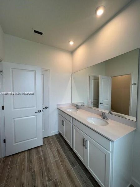 Furnished interior view inside a new home in Tradition - Cadence - Townhomes, Port St. Lucie (Image 6).