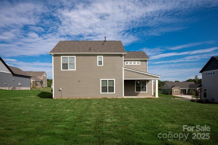 Exterior details and patio area of a home in Stoneridge Hills, Rock Hill (Image 4).
