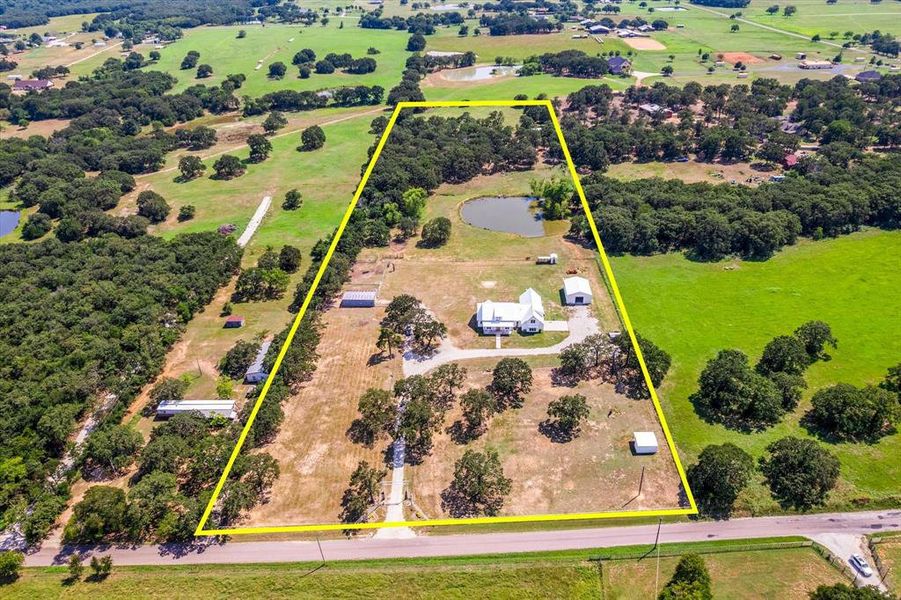 Image 38 of a home in . Image 38 of a home in .