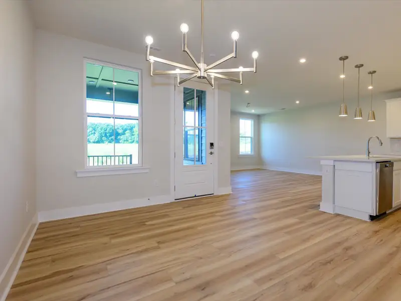 Spacious, unfurnished interior of a new home in Seven Oaks, Belmont (Image 11).