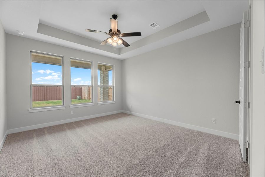 Representative image. Features, specifications, selections and colors may vary. Representative image. Features, specifications, selections and colors may vary.