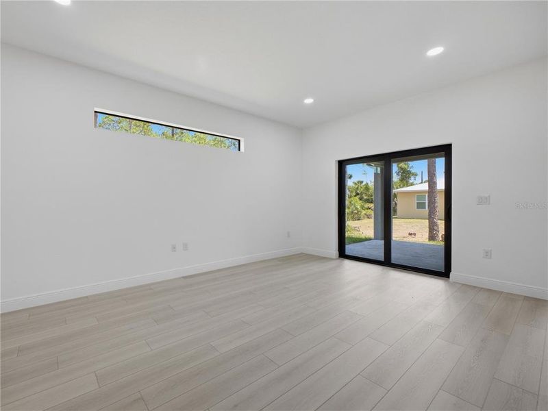 Spacious, unfurnished interior of a new home in , Labelle (Image 19).