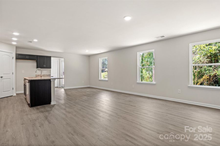 Spacious, unfurnished interior of a new home in , Lancaster (Image 27).