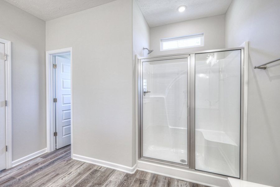 Furnished interior in a model home at Fox Run in Manchester (Image 9).