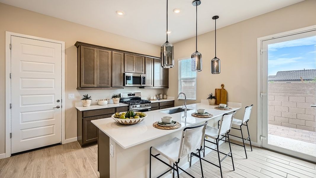 072525 5090 Sierra NG Kitchen 1of2 F1