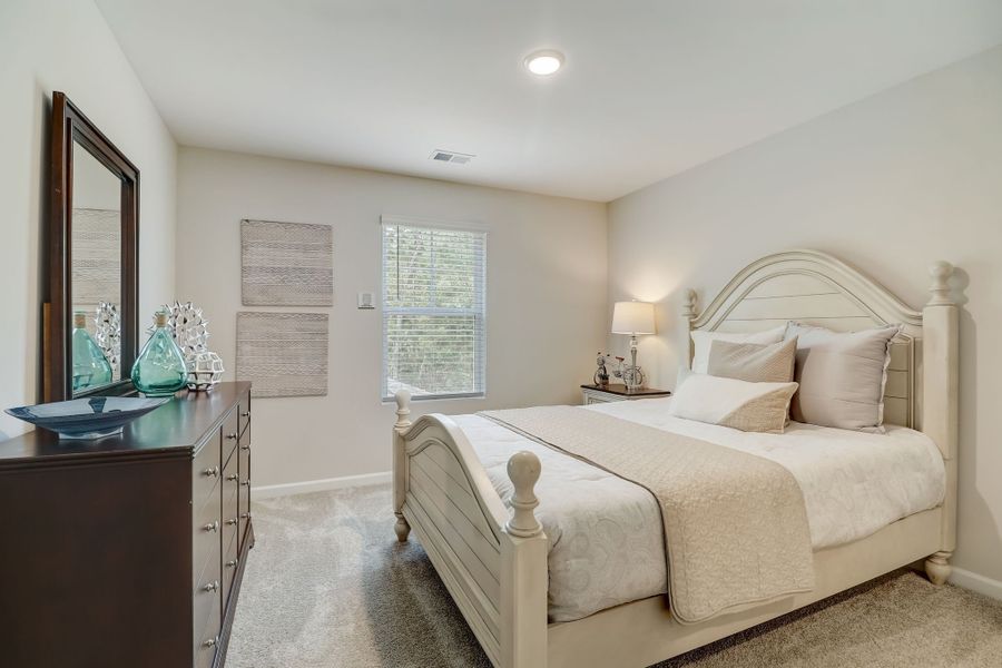 Representative furnished interior of a home built from the Devonshire ll by Great Southern Homes in Lynbrook, Boiling Springs (Image 37).