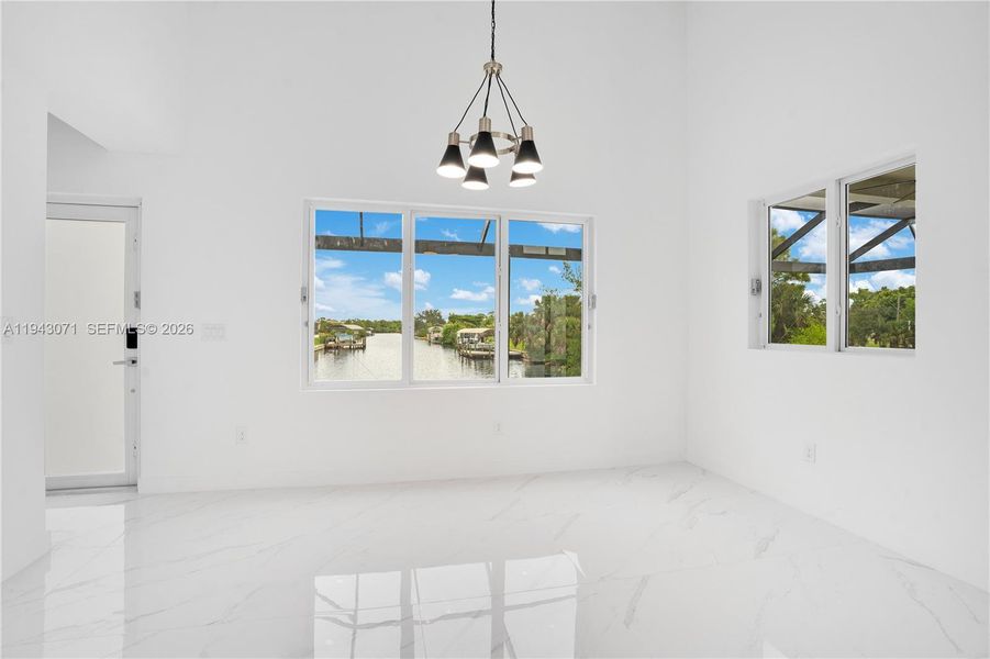 Spacious, unfurnished interior of a new home in , Cape Coral (Image 40).