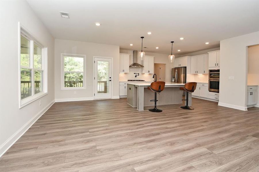 Spacious, unfurnished interior of a new home in , Dallas (Image 45).