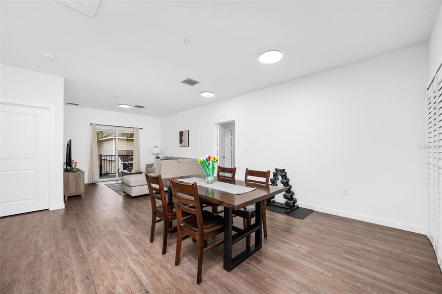 Furnished interior view inside a new home in , Gainesville (Image 23).