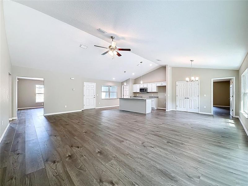 Spacious, unfurnished interior of a new home in , Dunnellon (Image 18).