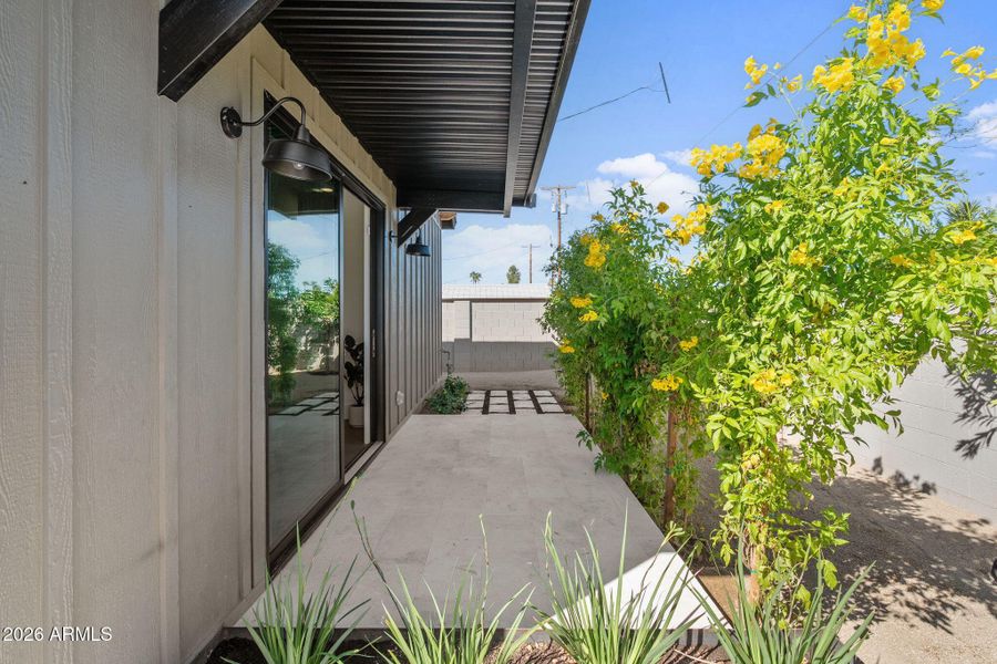 81-web-or-mls-A7405867