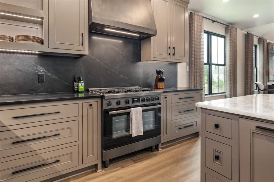 Furnished interior view inside a new home in , Mabank (Image 5).