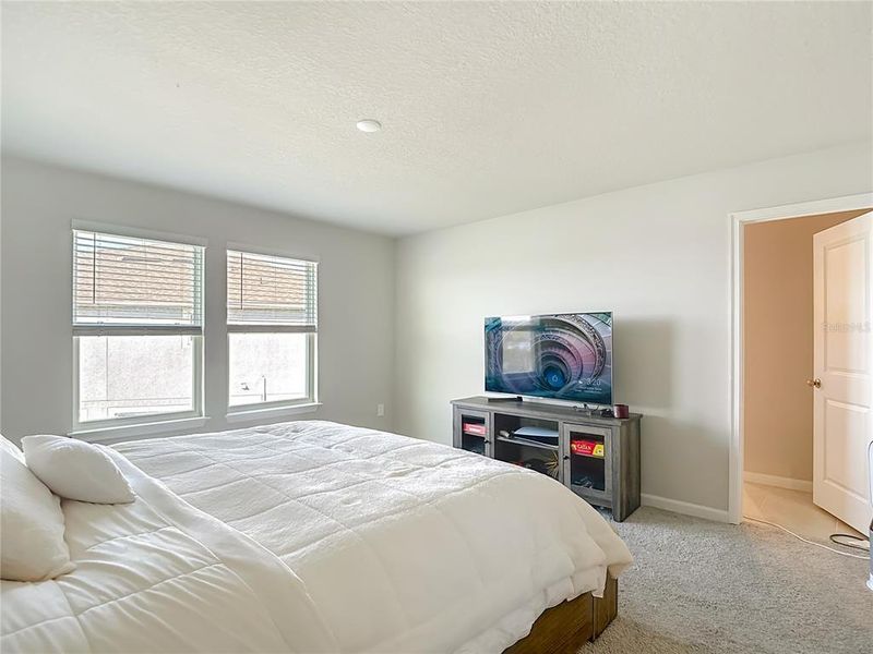 Furnished interior view inside a new home in , Lutz (Image 16).