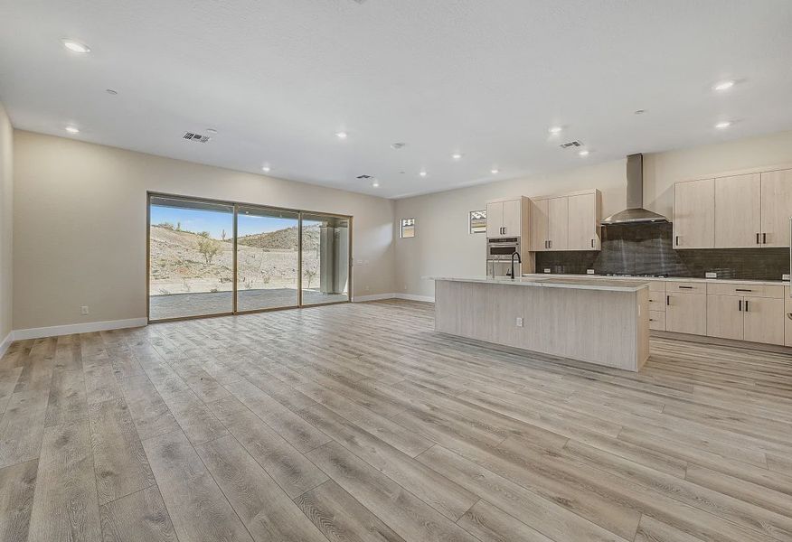 Ridgecrest Vantage HS 31 Great Room - 10 of 13