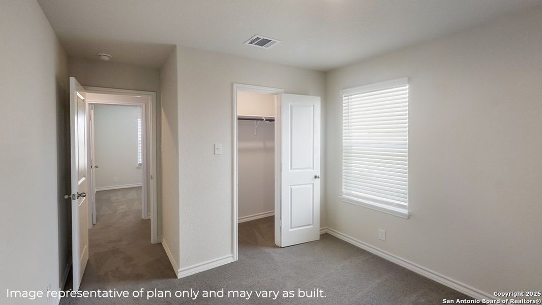 Spacious, unfurnished interior of a new home in Brookstone Creek, San Antonio (Image 14).