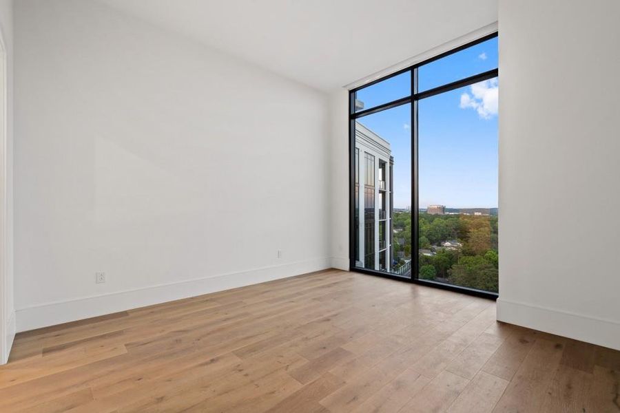 Spacious, unfurnished interior of a new home in The Dillon Buckhead, Atlanta (Image 24).