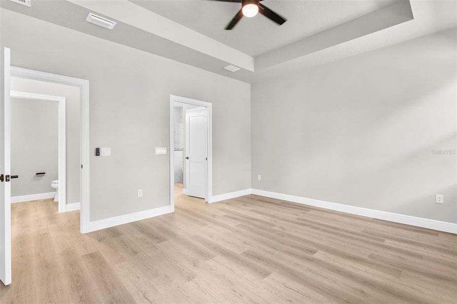Spacious, unfurnished interior of a new home in , Homosassa (Image 21). Spacious, unfurnished interior of a new home in , Homosassa (Image 21).