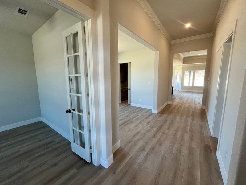 Spacious, unfurnished interior of a new home in Eagle Ridge Estates, Weatherford (Image 8). Spacious, unfurnished interior of a new home in Eagle Ridge Estates, Weatherford (Image 8).