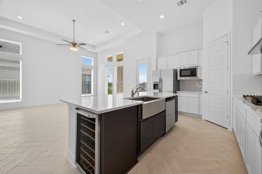 Furnished interior view inside a new home in Lago Mar, Texas City (Image 6).