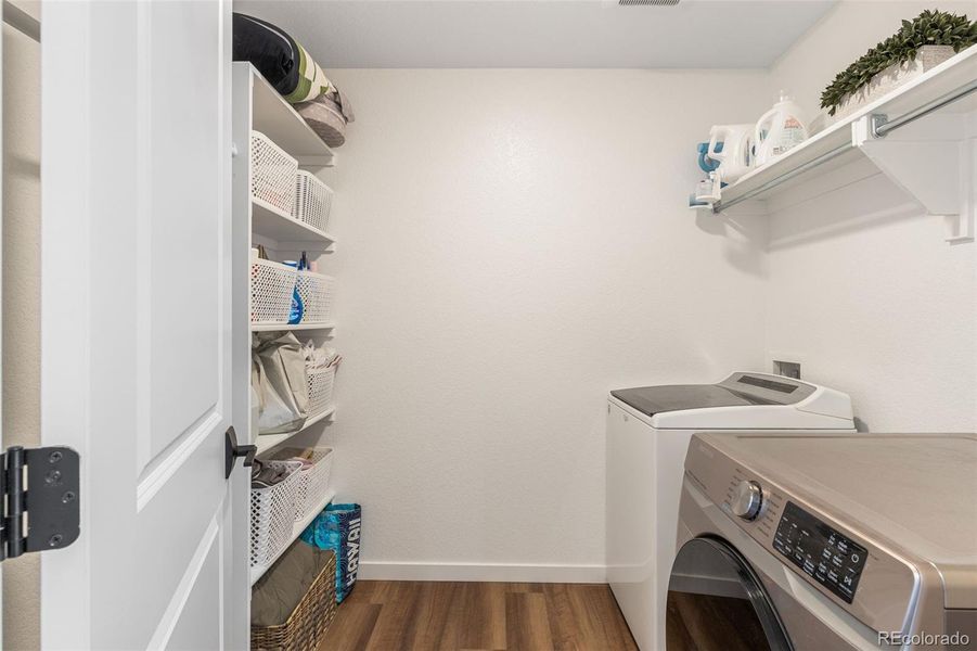 Furnished interior view inside a new home in Sterling Ranch, Colorado Springs (Image 32).