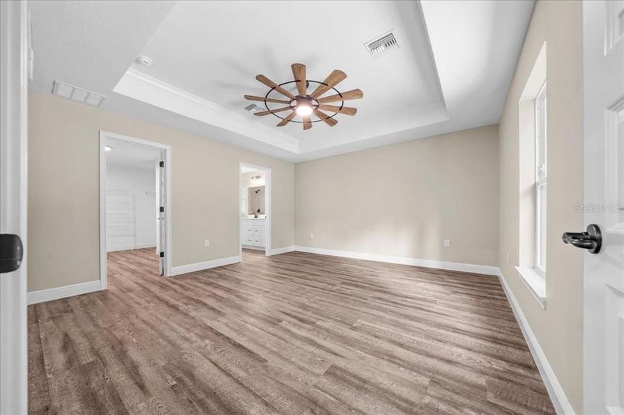 Spacious, unfurnished interior of a new home in , Dunnellon (Image 24).