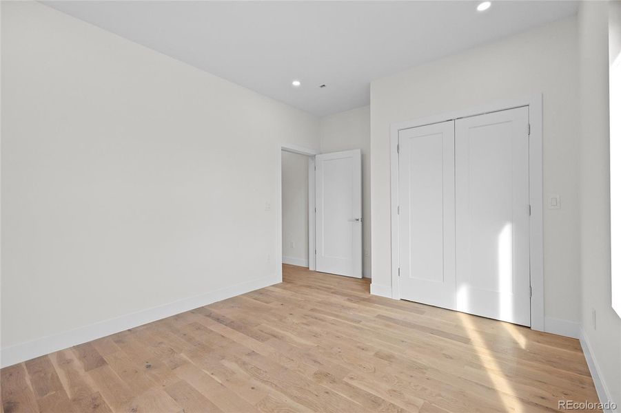 Spacious, unfurnished interior of a new home in , Denver (Image 19).