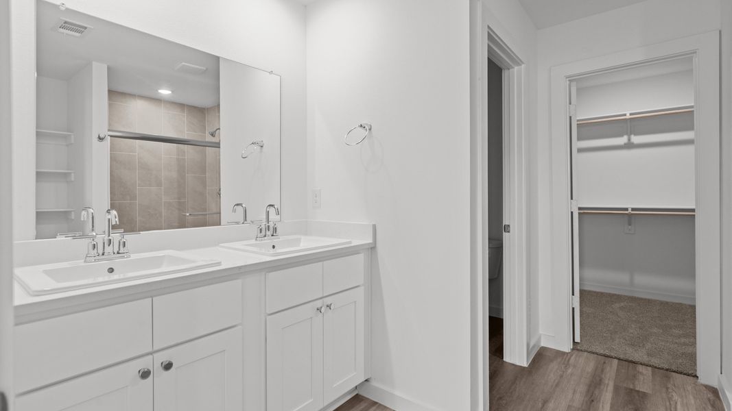 Representative furnished interior of a home built from the The Easton by D.R. Horton in Overlook West, Wolfforth (Image 4).
