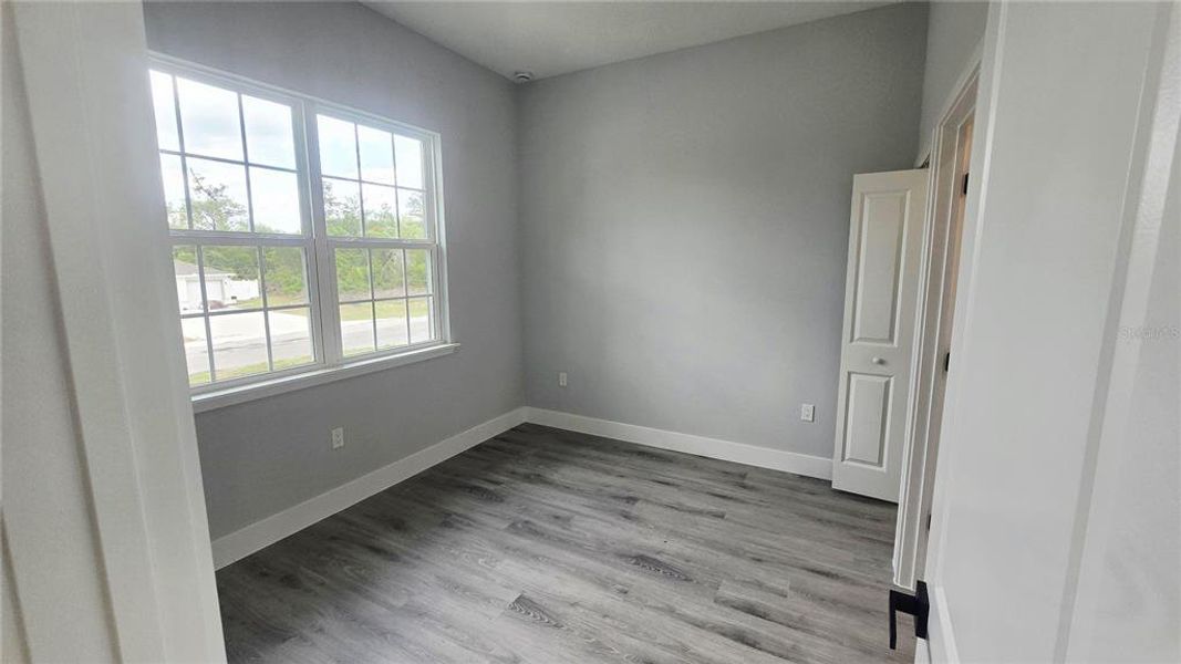 Spacious, unfurnished interior of a new home in , Ocala (Image 35).