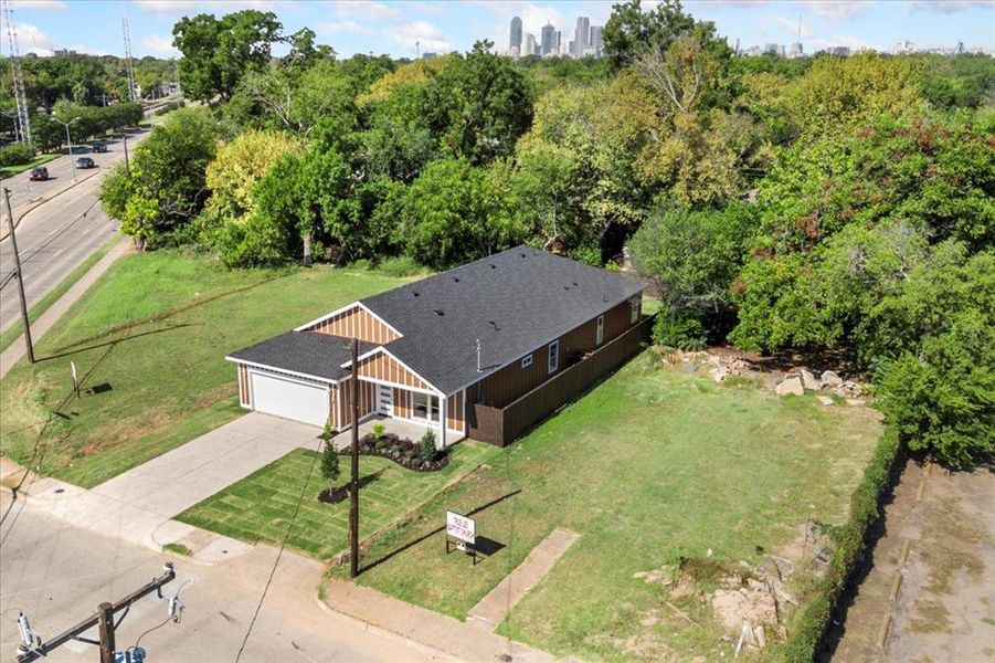 Image 33 of a home in . Image 33 of a home in .