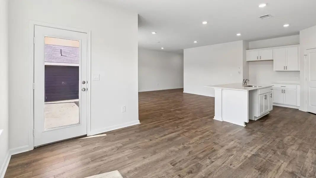 Spacious, unfurnished interior of a new home in Prairie Lakes, Buda (Image 17).