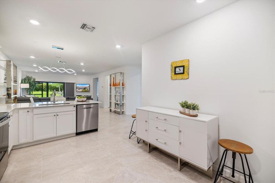 Furnished interior view inside a new home in , Sarasota (Image 29).