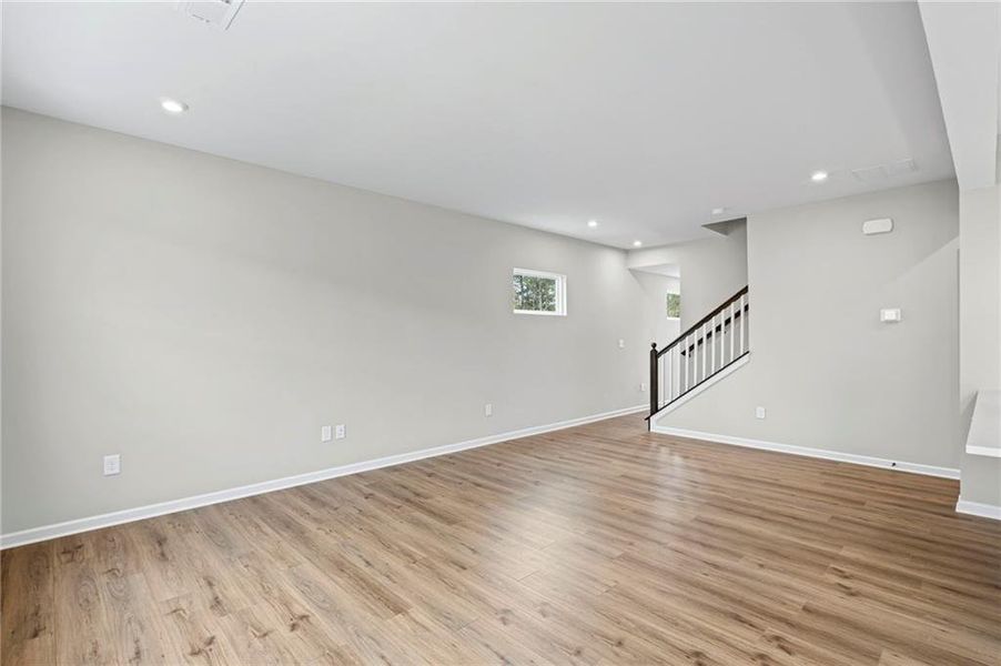 Spacious, unfurnished interior of a new home in Villas at Gold Creek, Dawsonville (Image 11).