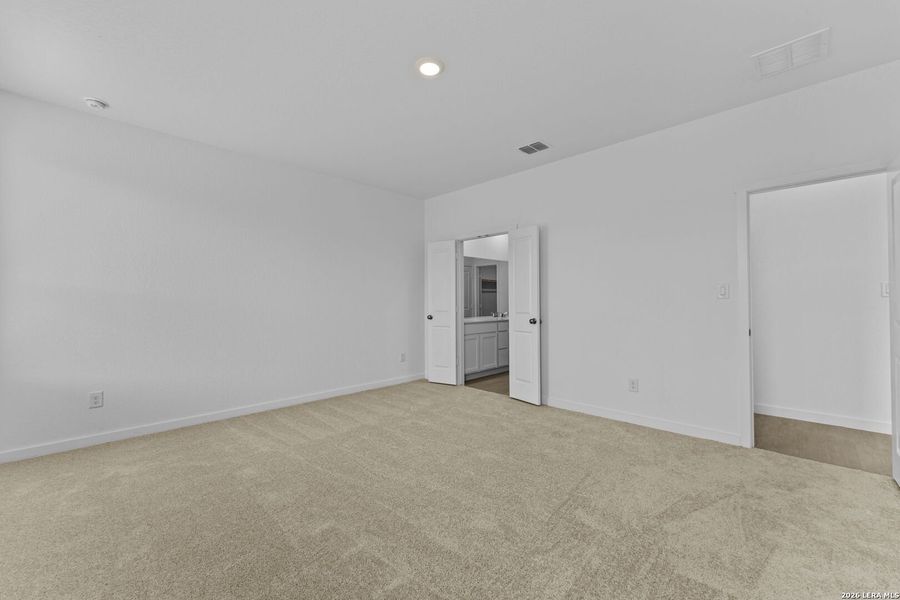 Spacious, unfurnished interior of a new home in Hightop Ridge, Converse (Image 23).