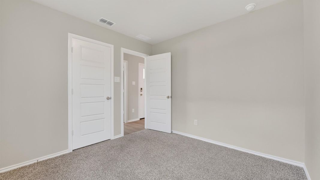 Spacious, unfurnished interior of a new home in Monarch at the Meadows, Ponder (Image 27).