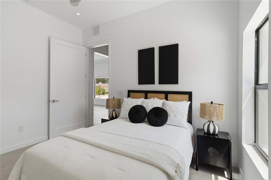 Furnished interior view inside a new home in , Sarasota (Image 39).
