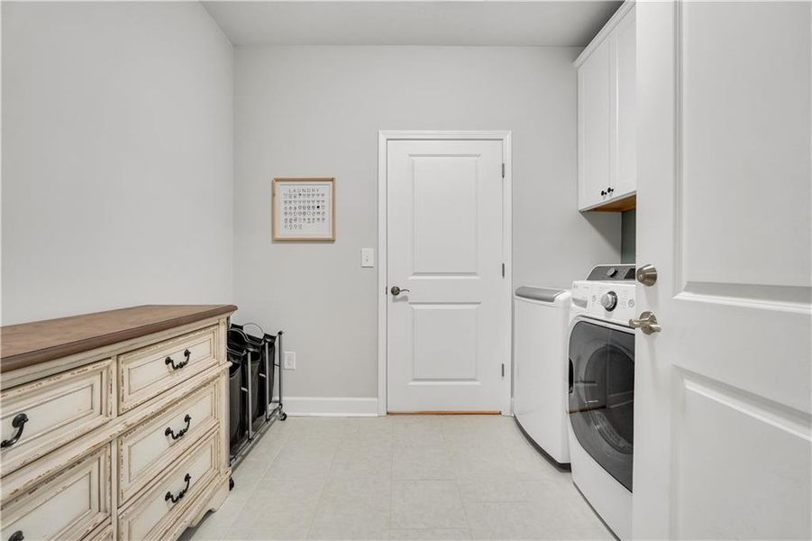 Furnished interior view inside a new home in , Griffin (Image 35).