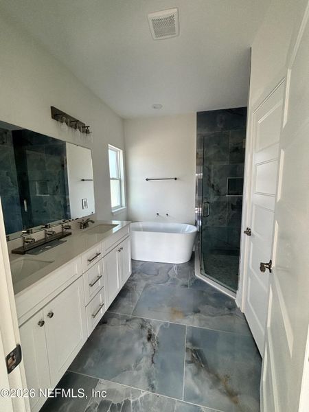 Image 14 of a home in .