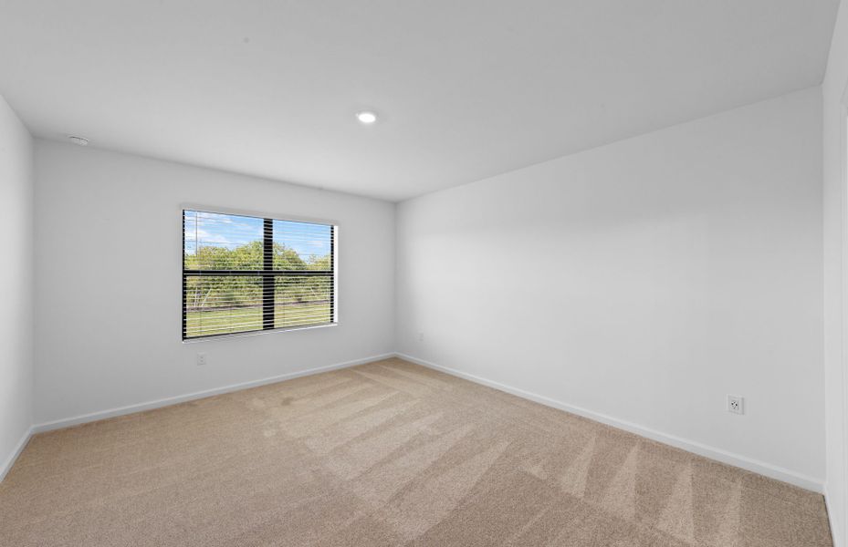 Spacious, unfurnished interior of a new home in Caloosa Cove, Labelle (Image 9). Spacious, unfurnished interior of a new home in Caloosa Cove, Labelle (Image 9).