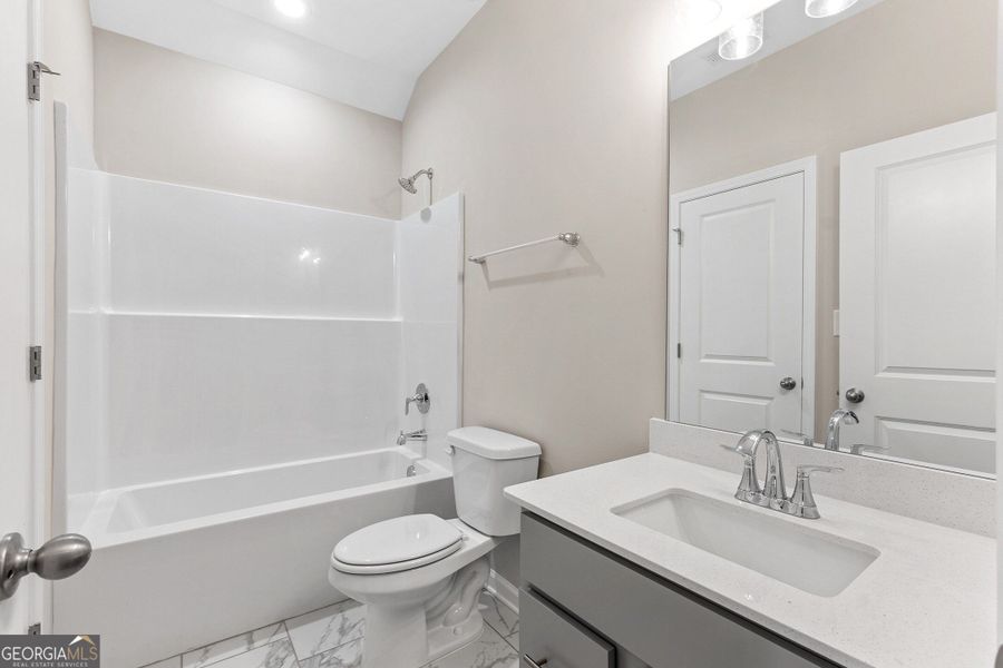 Furnished interior view inside a new home in Juliette Crossing, Forsyth (Image 19).