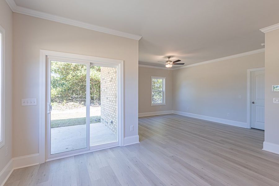 Representative unfurnished interior of a home built from the Habersham II by Great Southern Homes in Old Charleston Acres, Pelion (Image 20).