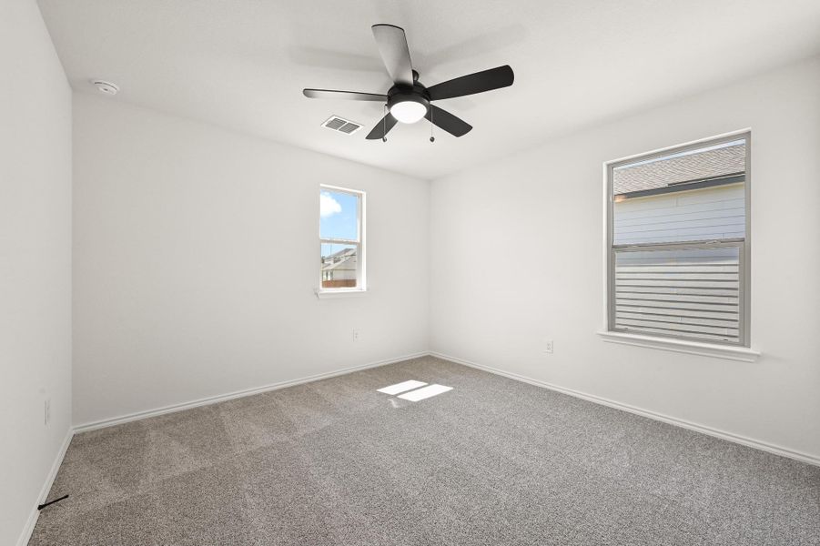Spacious, unfurnished interior of a new home in Creekside at Estancia, Austin (Image 24). Spacious, unfurnished interior of a new home in Creekside at Estancia, Austin (Image 24).